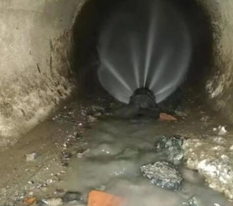 松潘市政管道清淤