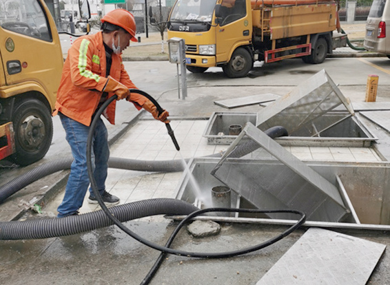 松潘隔油池清理